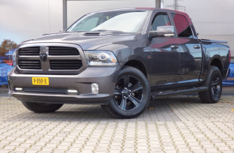 Dodge Ram 1500 5.7 V8 4x4 Crew Cab Sport Black-Edition *Zeer Lage Bijtelling*