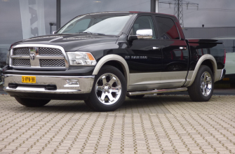 Dodge Ram 1500 5.7 V8 4x4 Crew Cab Laramie | Super netjes! | Dealer onderhouden |