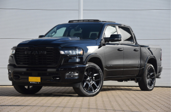 Dodge RAM 1500 4x4 Crew Cab Laramie Black Hurricane MY 2025 