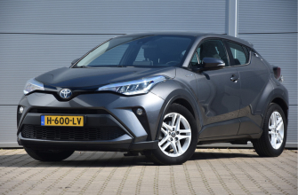 Toyota C-HR 1.8 Hybrid Active | Trekhaak |