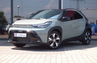 Toyota Aygo X Hybrid 115 pulse Bi Tone -Meteen Rijden-